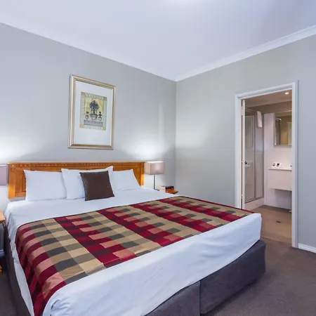 Mont Clare Boutique Apartments-3